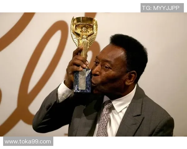 十几岁开始练球成为巨星：少年踢出足坛传奇